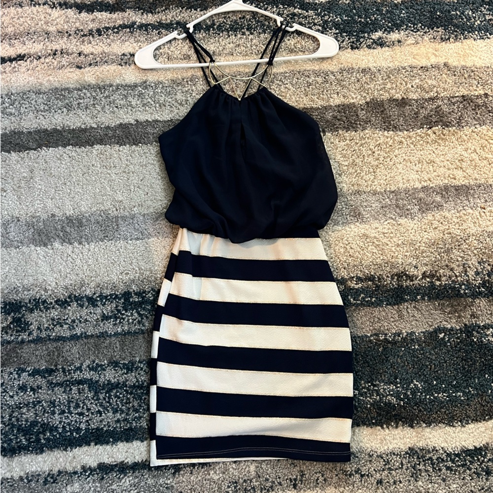 Papaya navy chicken and White Dress
